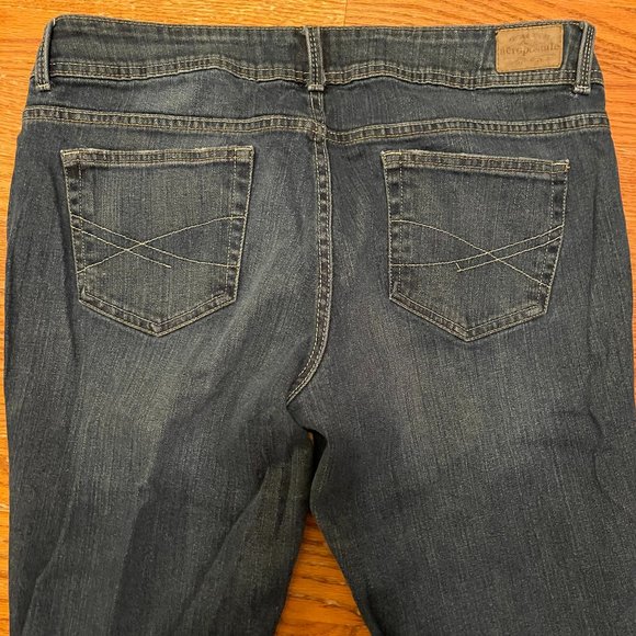 Aeropostale Hailey Flared Jeans, 13/14 - Picture 5 of 6